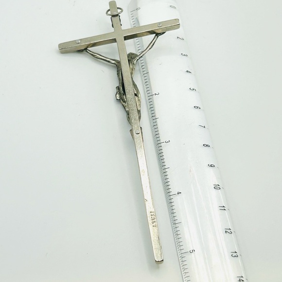 6-item Lot Religious Decor, Framed artwork, Rosary, crucifix Virgin Mary Jesus - Picture 8 of 13